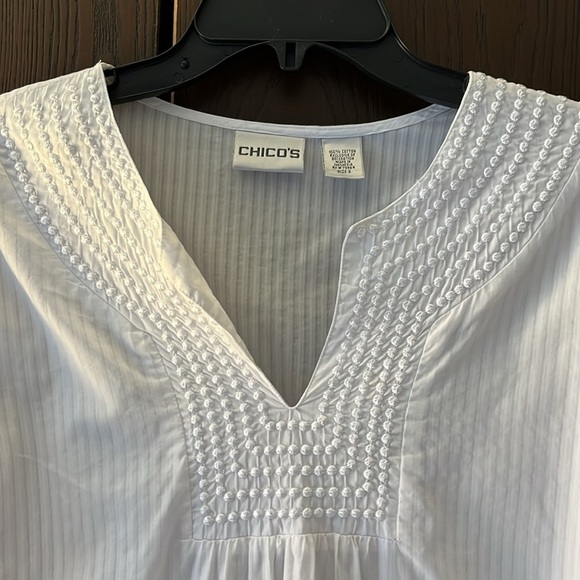 Chico’s white, 3/4 sleeved blouse. Long. V neck with cotton bead pattern. Chico2 - Picture 3 of 9